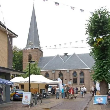 Ruim Vakantiehuis Dichtbij Bos En Heide Ferienhaus Putten