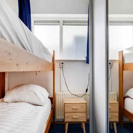 Ruim Vakantiehuis Dichtbij Bos En Heide Ferienhaus *